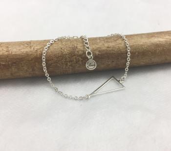 LẮC TAY BẠC HÌNH TAM GIÁC